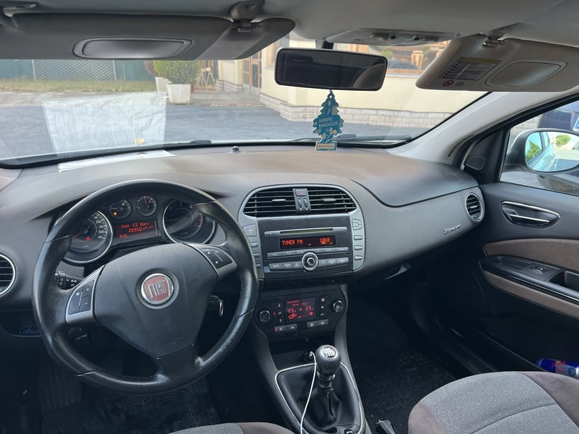 Alquila un coche en Durrës
