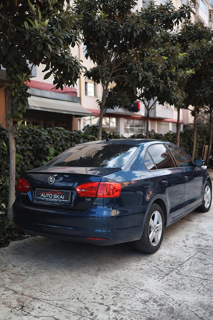 Louer une voiture à Tirana