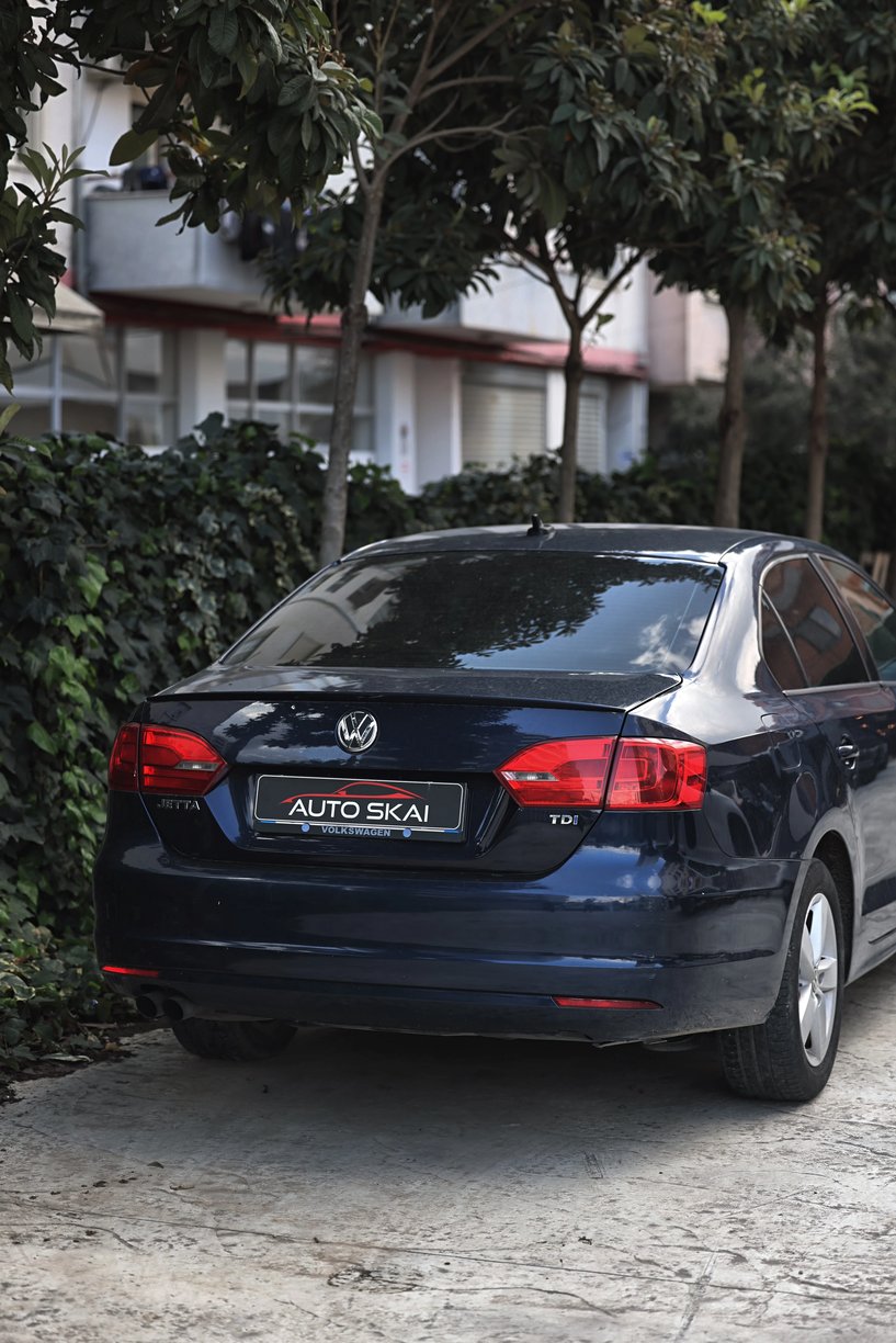 Louer une voiture à Tirana