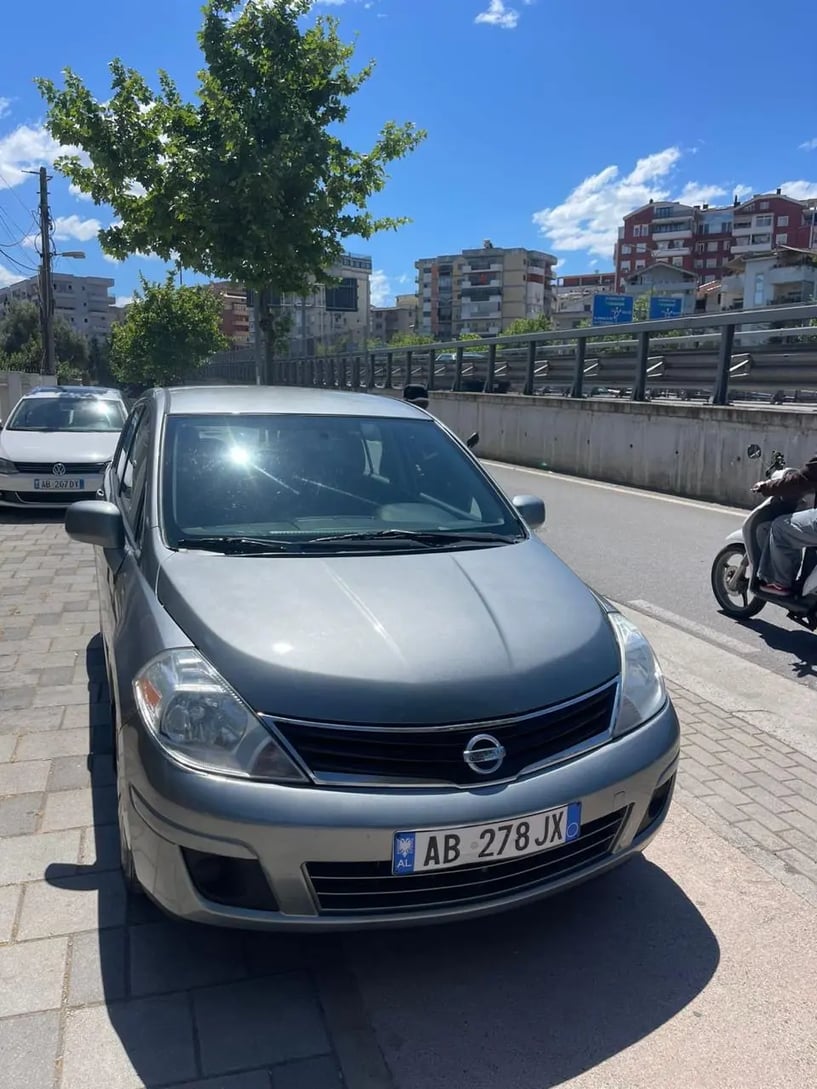 Rent a car in Tirana