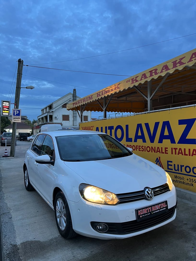 Noleggia un'auto a Shkodër