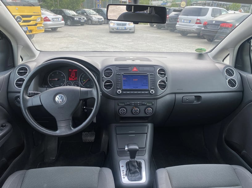 Auto mieten in Tirana