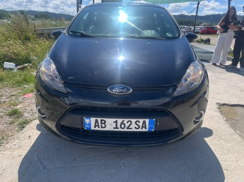 Rent a car in Tirana