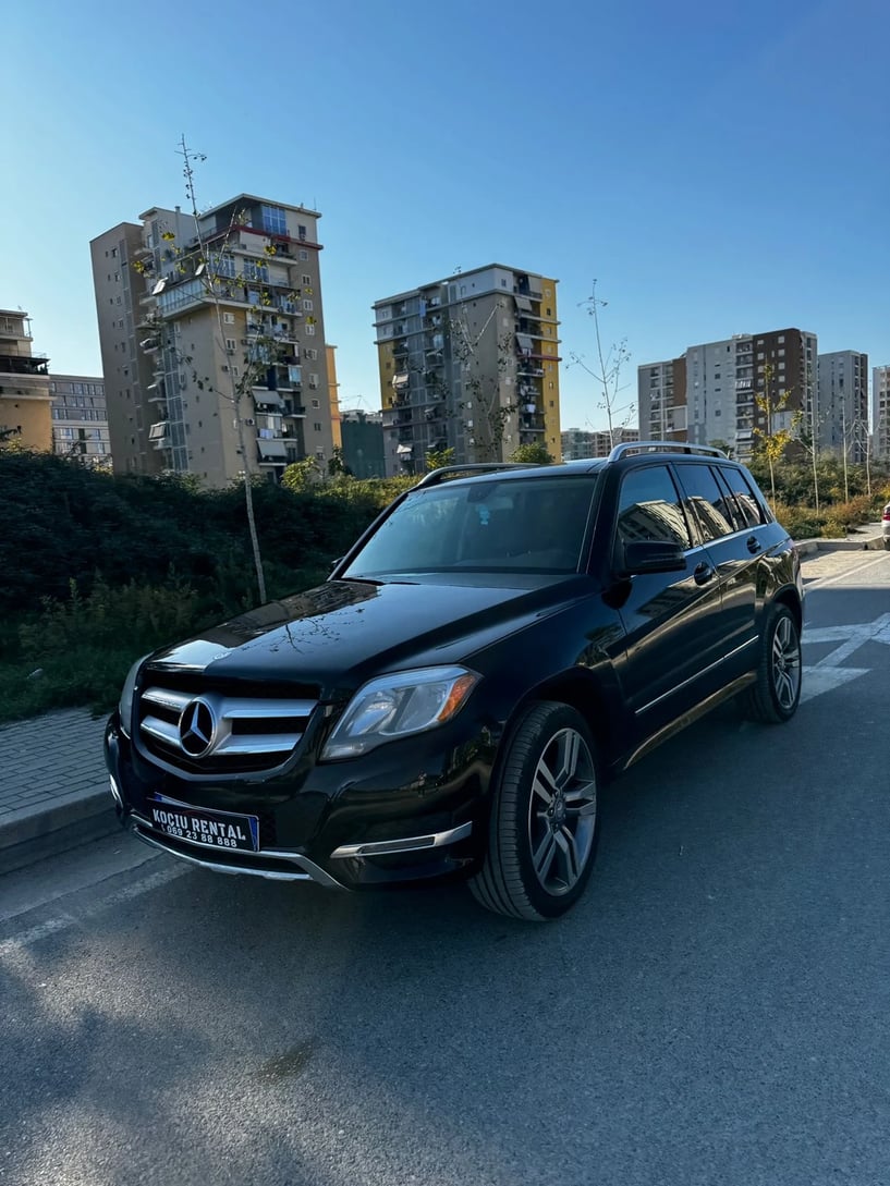 Rent a car in Tirana