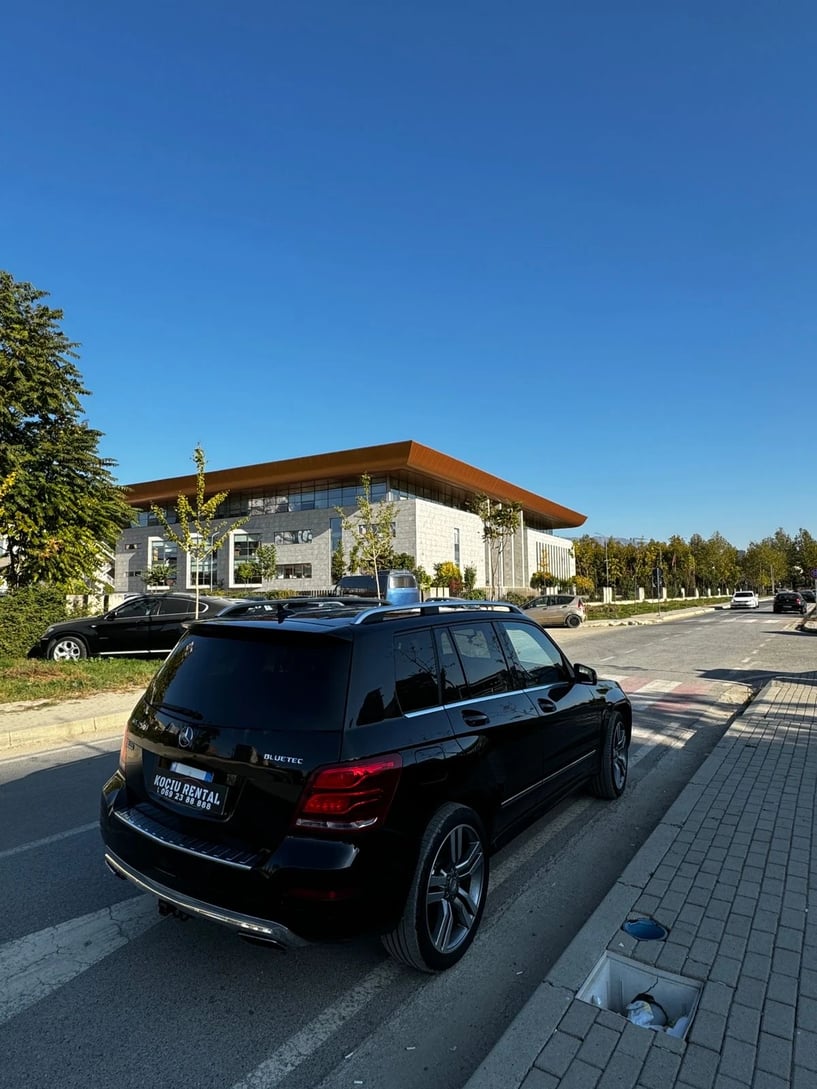 Rent a car in Tirana