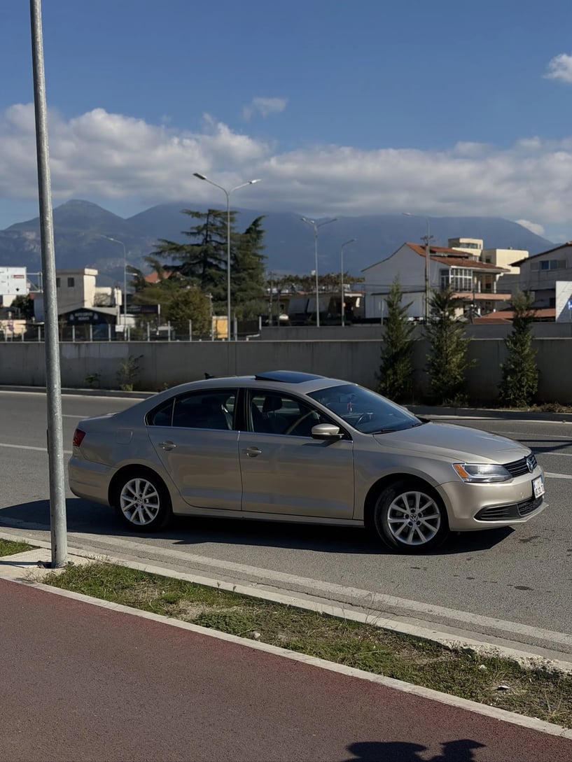 Auto mieten in Tirana
