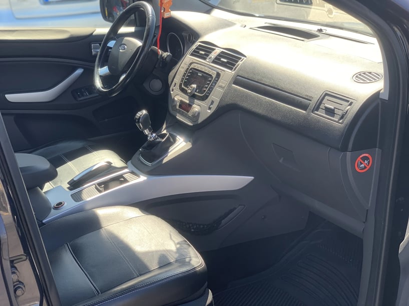 Rent a car in Tirana