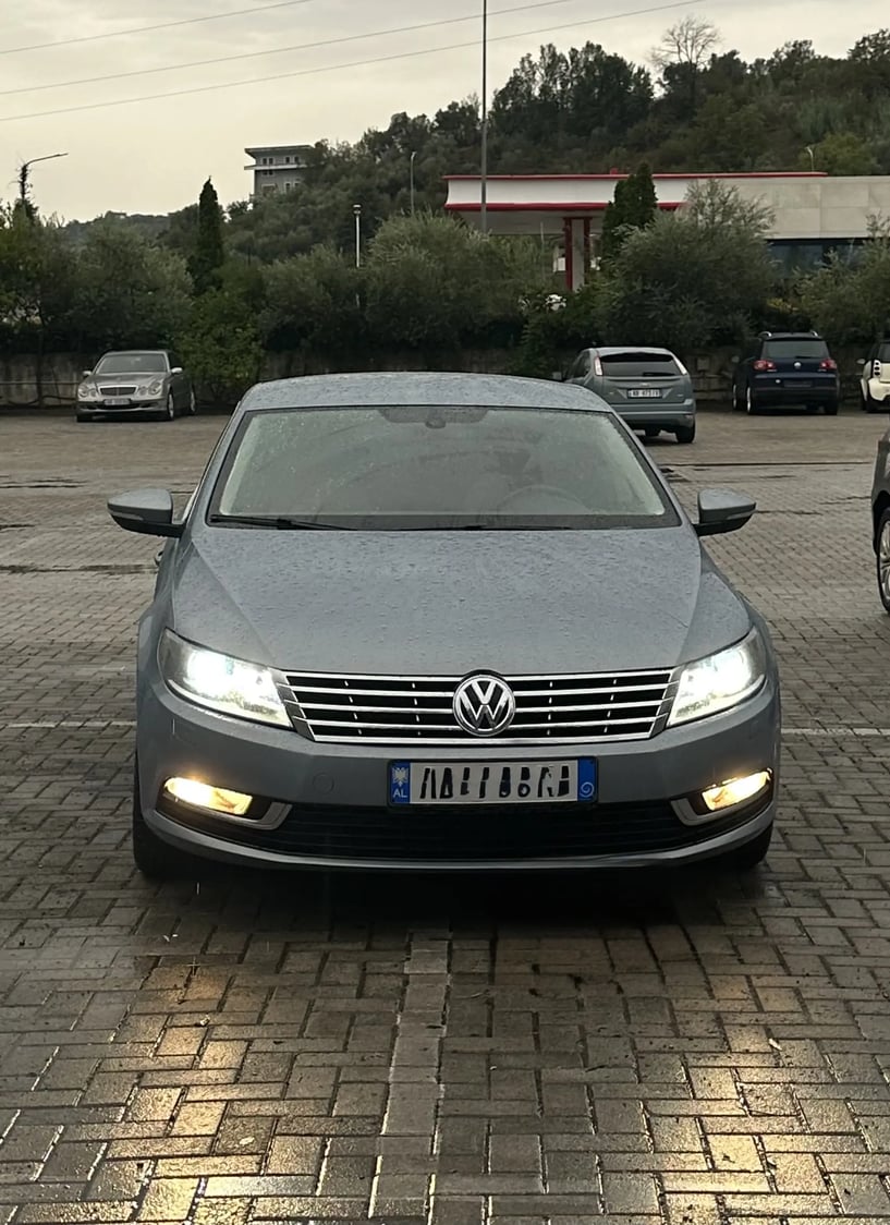 Louer une voiture à Tirana