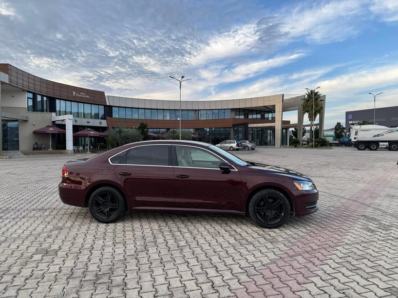 Rent a car in Tirana