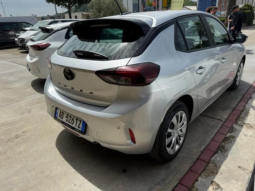 Wynajmij samochód w Tirana