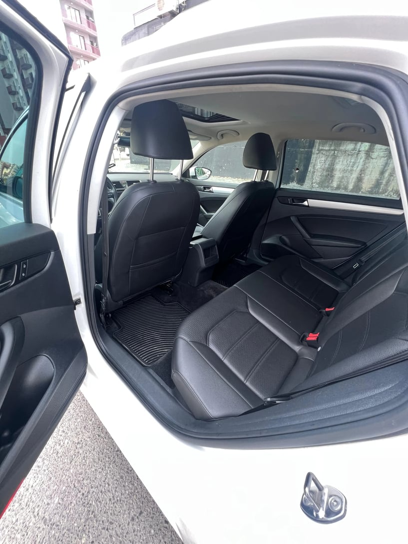 Louer une voiture à Tirana