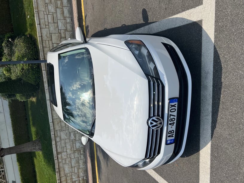 Louer une voiture à Tirana