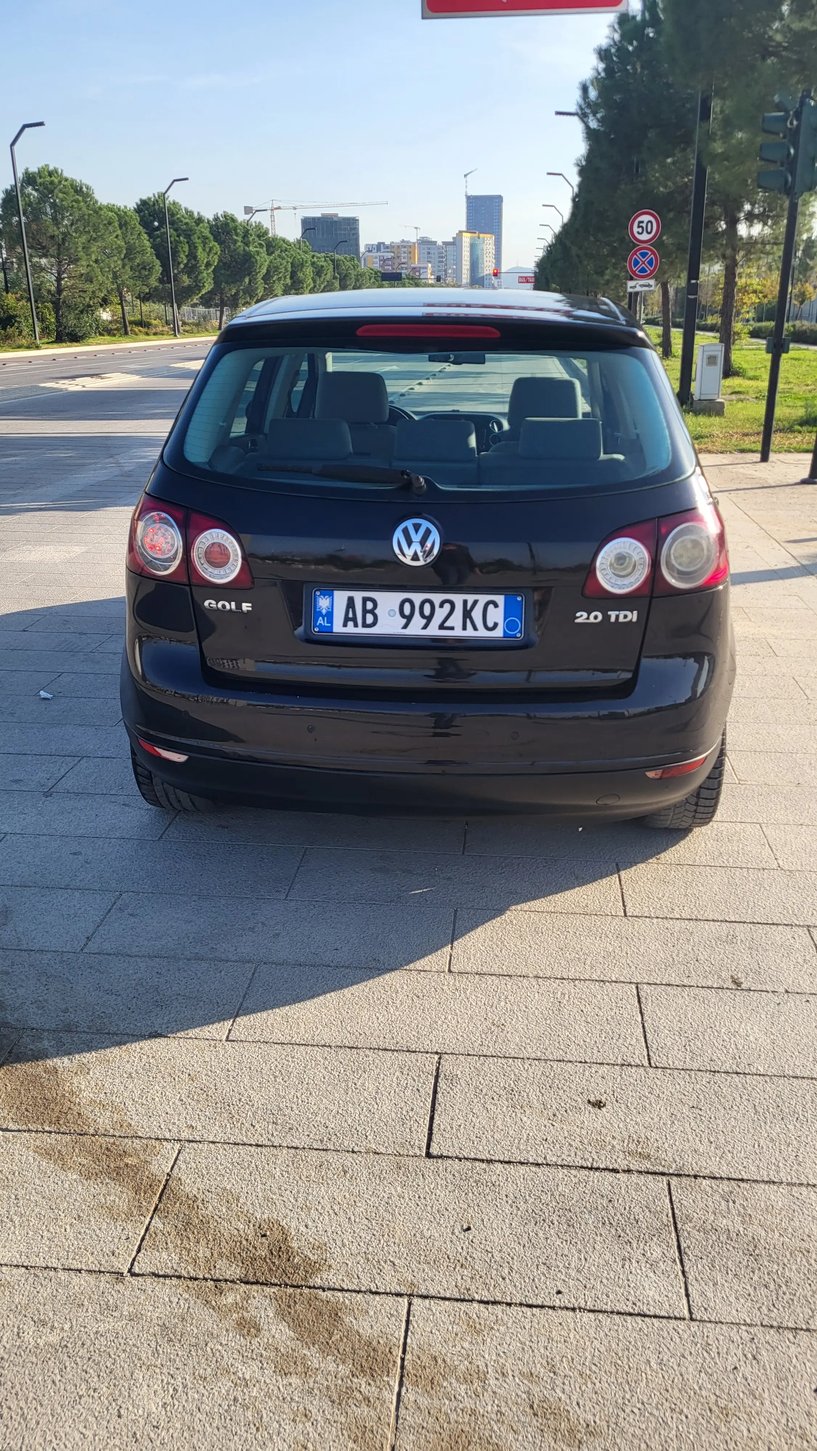 Rent a car in Tirana