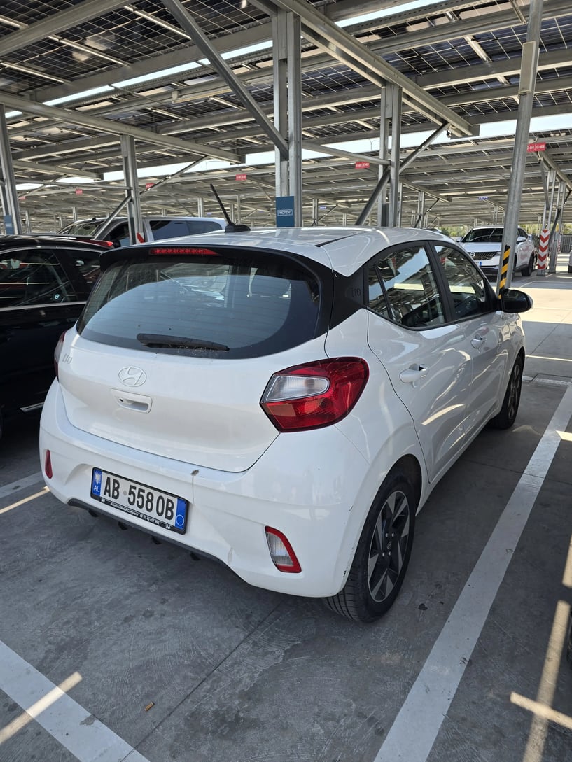 Louer une voiture à Tirana