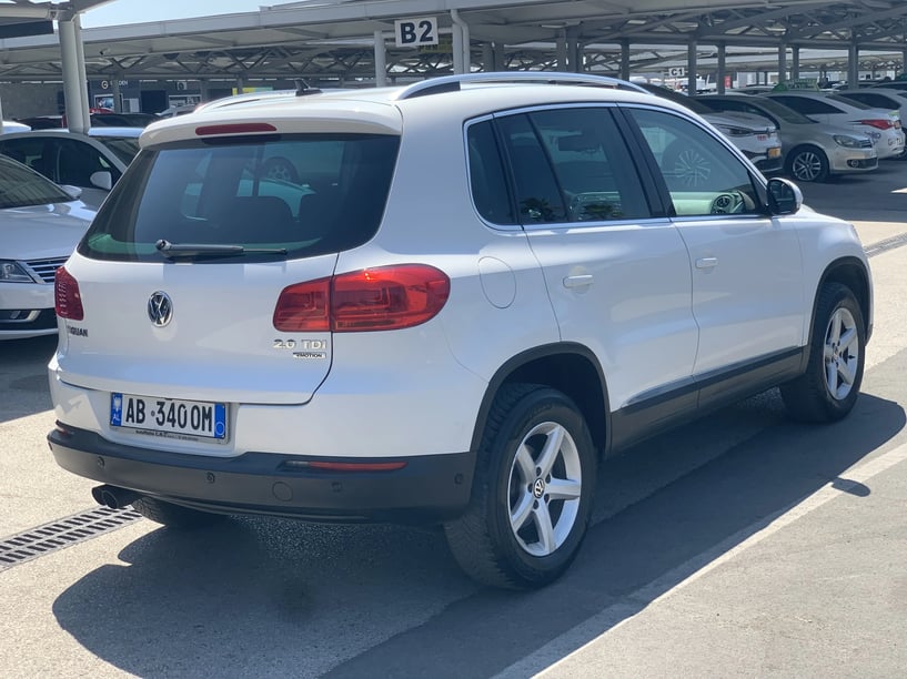 Rent a car in Tirana