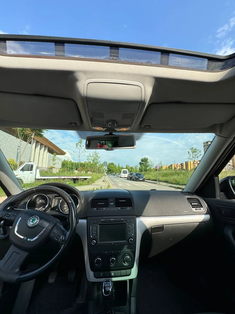 Wynajmij samochód w Tirana