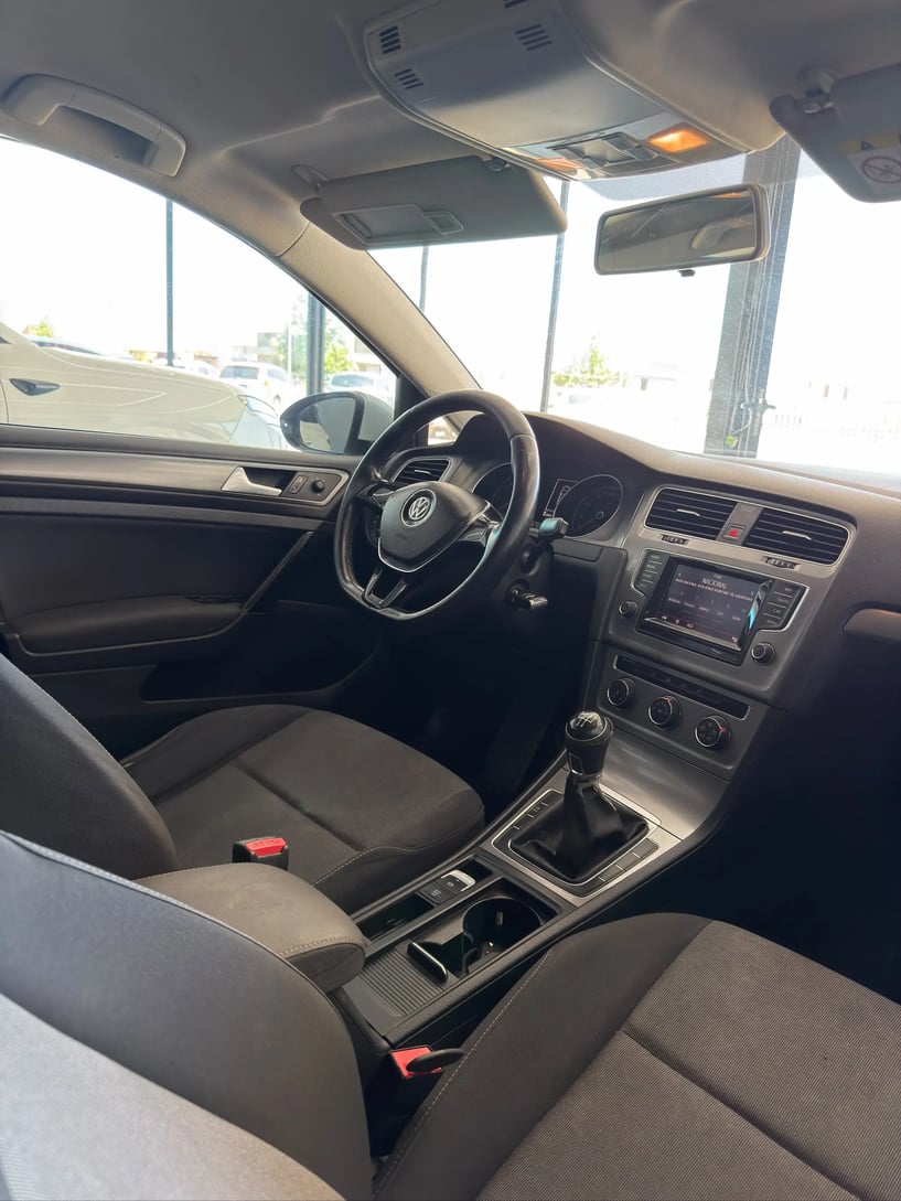 Rent a car in Tirana