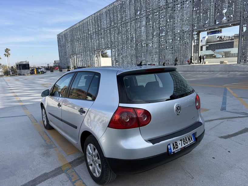 Rent a car in Tirana