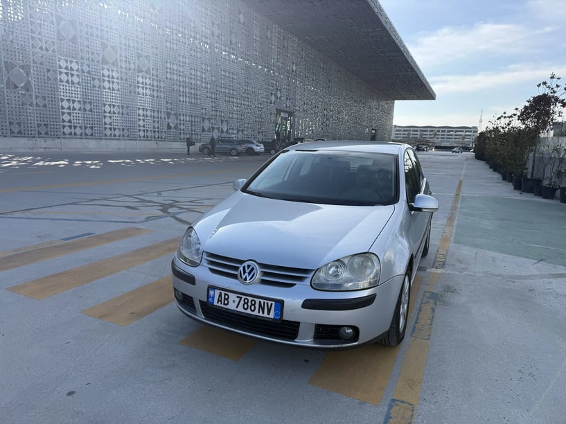 Rent a car in Tirana