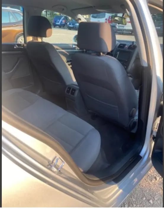 Rent a car in Tirana