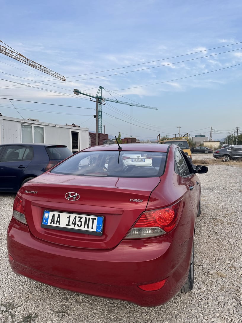 Wynajmij samochód w Tirana