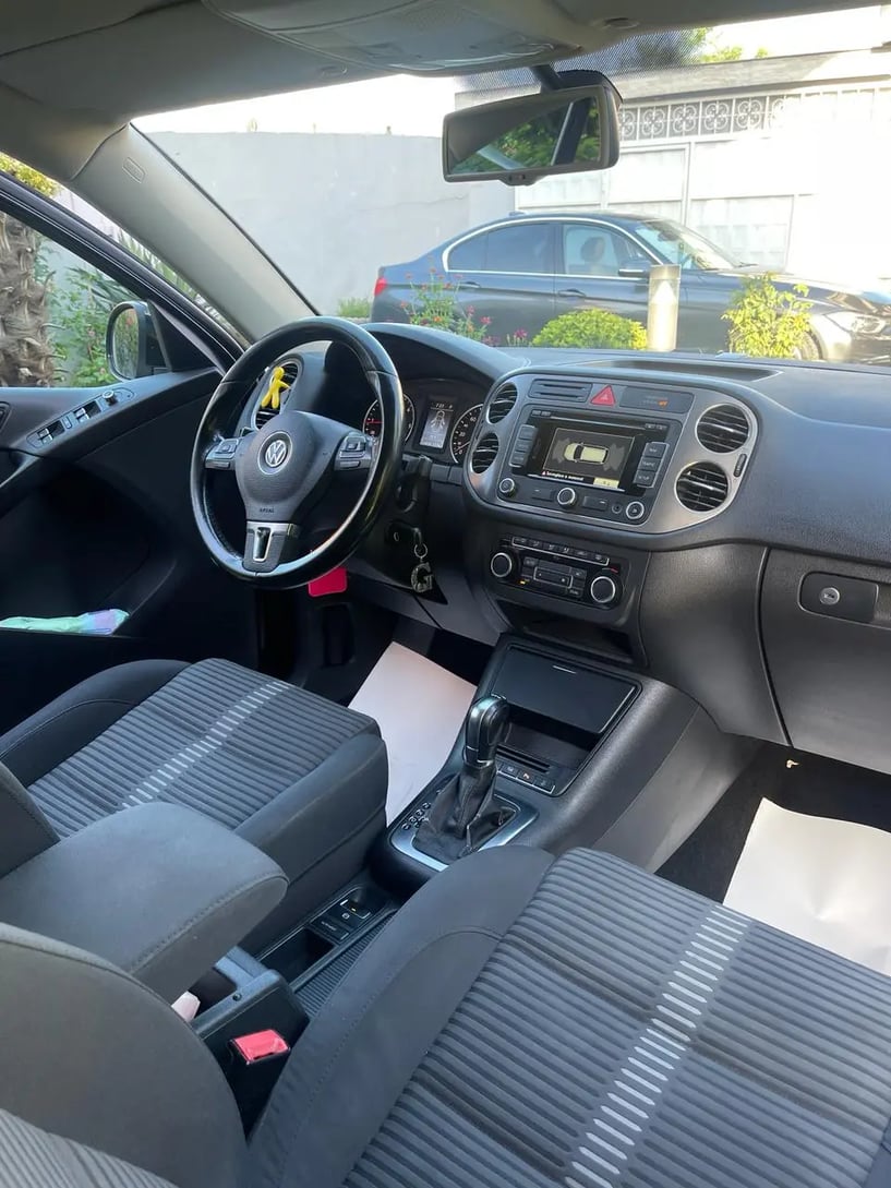 Noleggia un'auto a Tirana