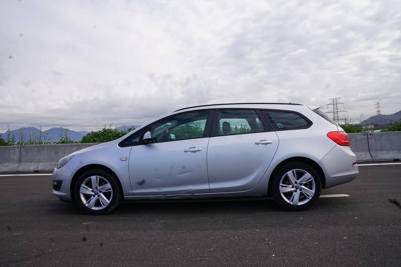 Auto mieten in Tirana