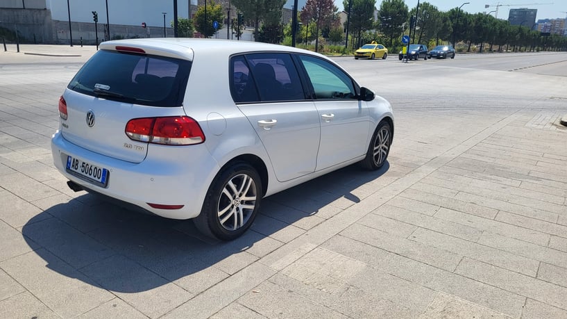Auto mieten in Tirana