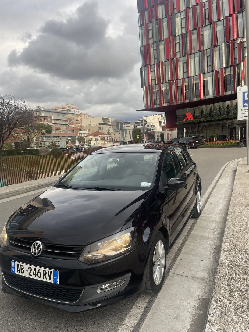 Wynajmij samochód w Tirana