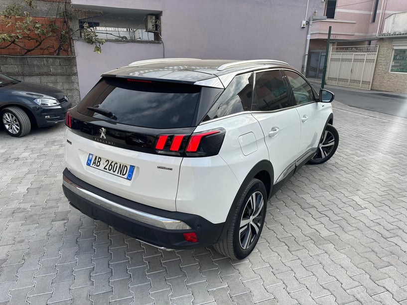 Rent a car in Tirana