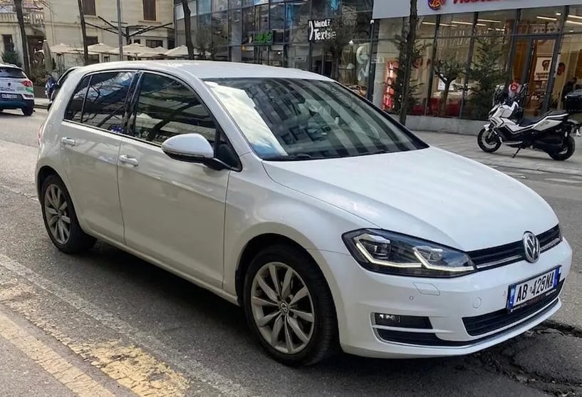 Auto mieten in Tirana