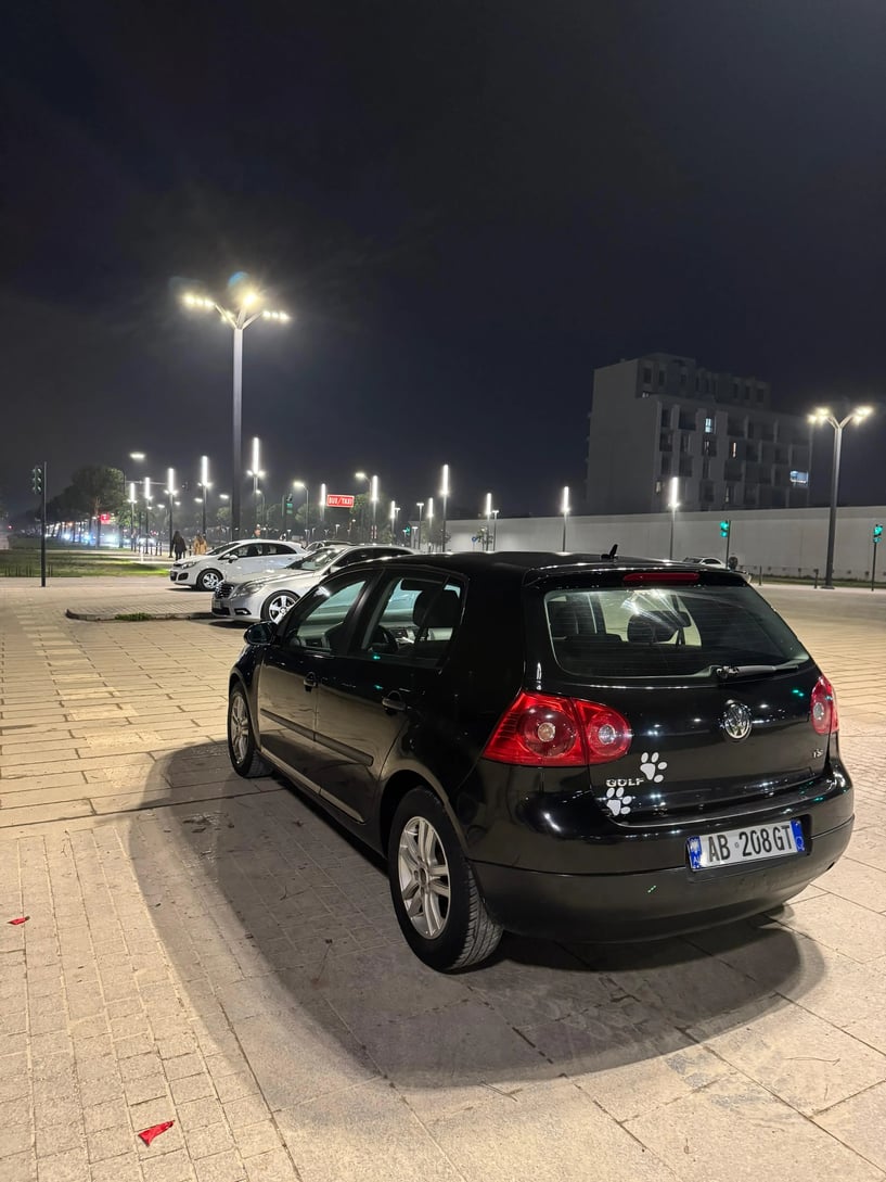 Auto mieten in Tirana