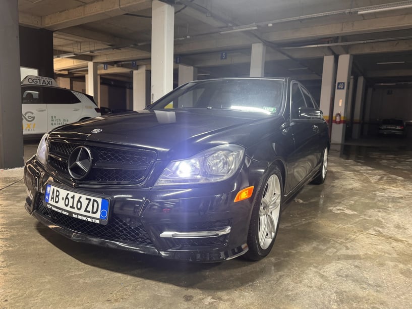 Auto mieten in Tirana
