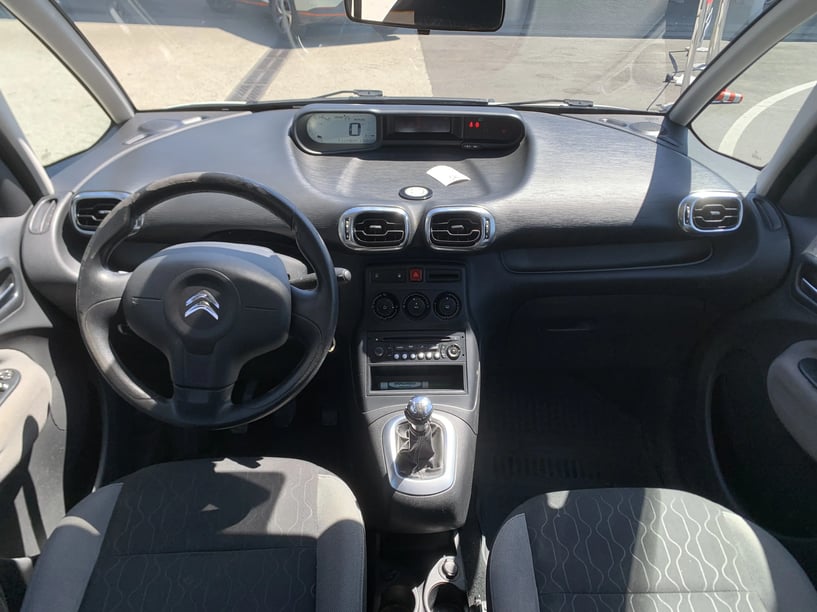 Louer une voiture à Tirana