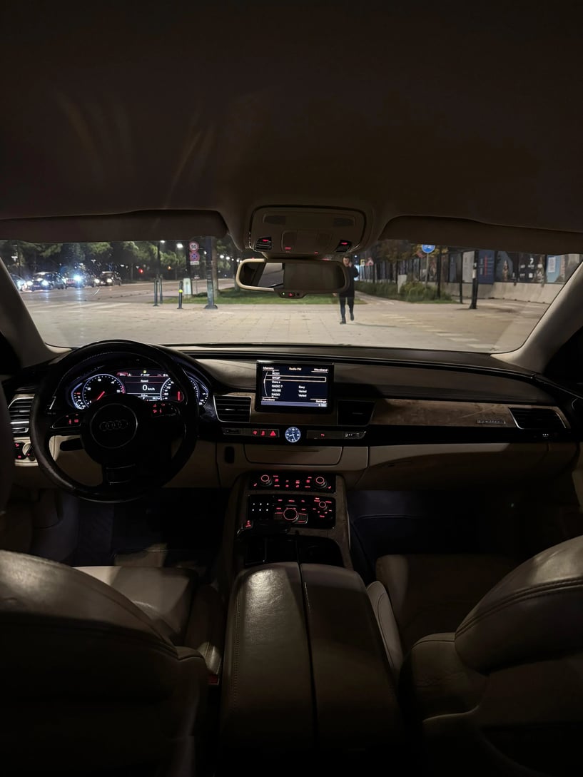 Louer une voiture à Tirana