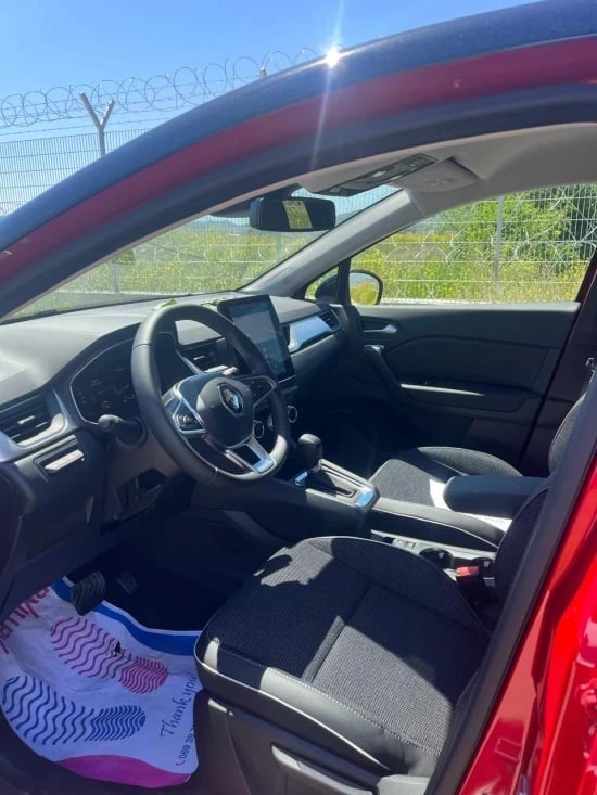 Merrni me qira një makinë në Tirana