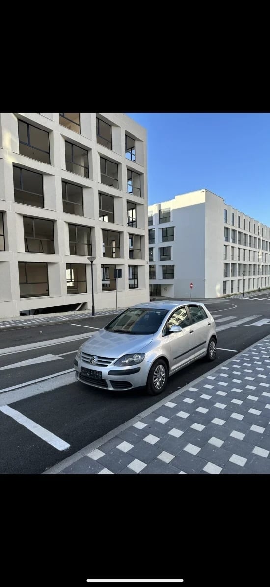 Wynajmij samochód w Tirana