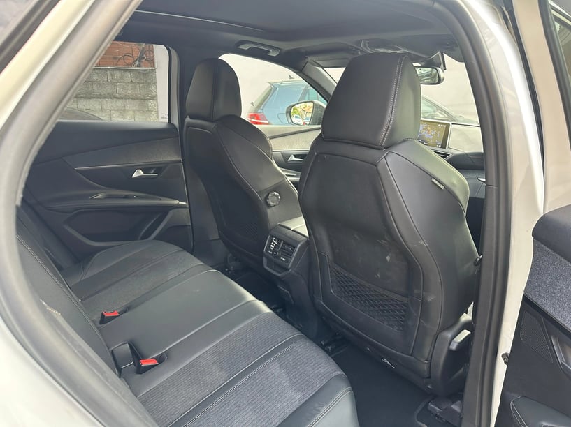 Rent a car in Tirana