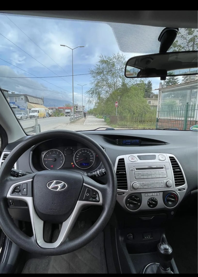 Louer une voiture à Tirana