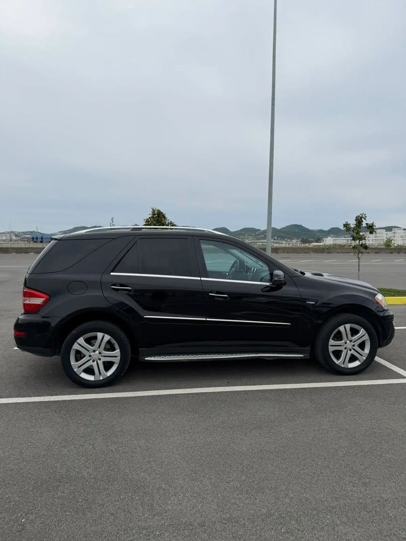 Noleggia un'auto a Durrës
