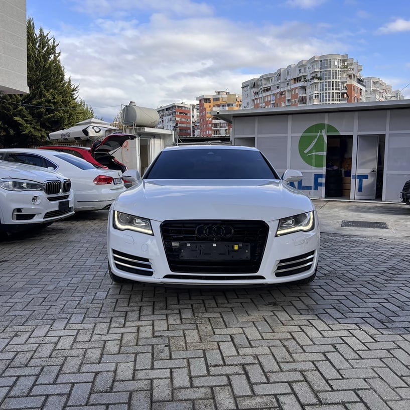 Rent a car in Tirana