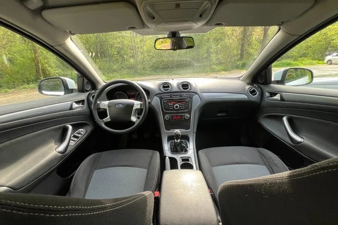 Wynajmij samochód w Tirana