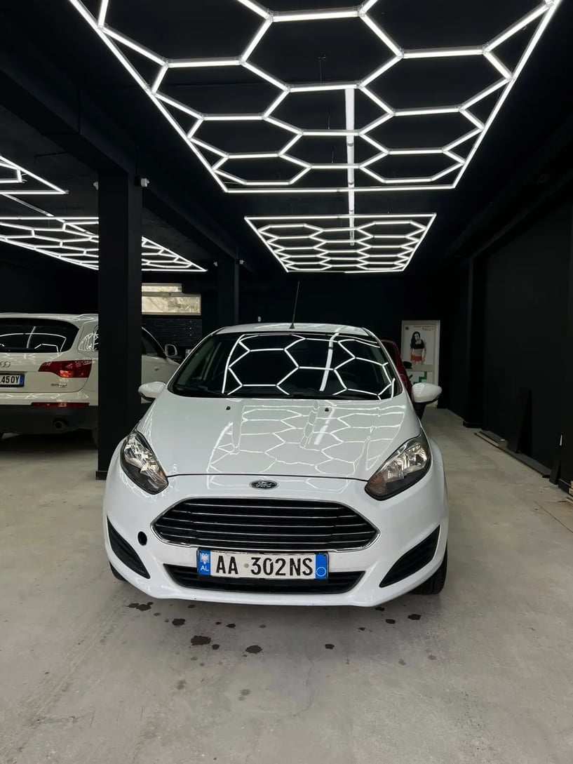 Rent a car in Tirana