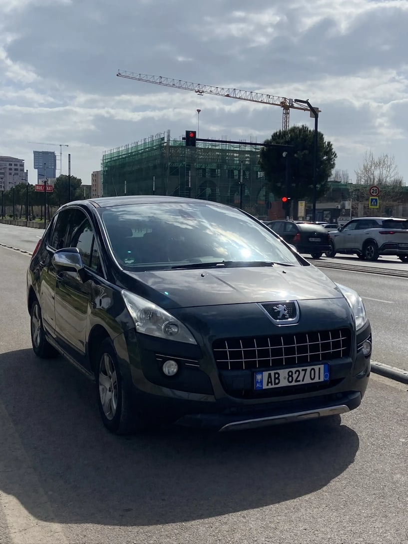 Rent a car in Tirana