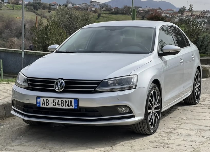 Louer une voiture à Tirana