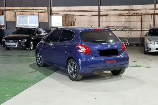 Wynajmij samochód w Tirana