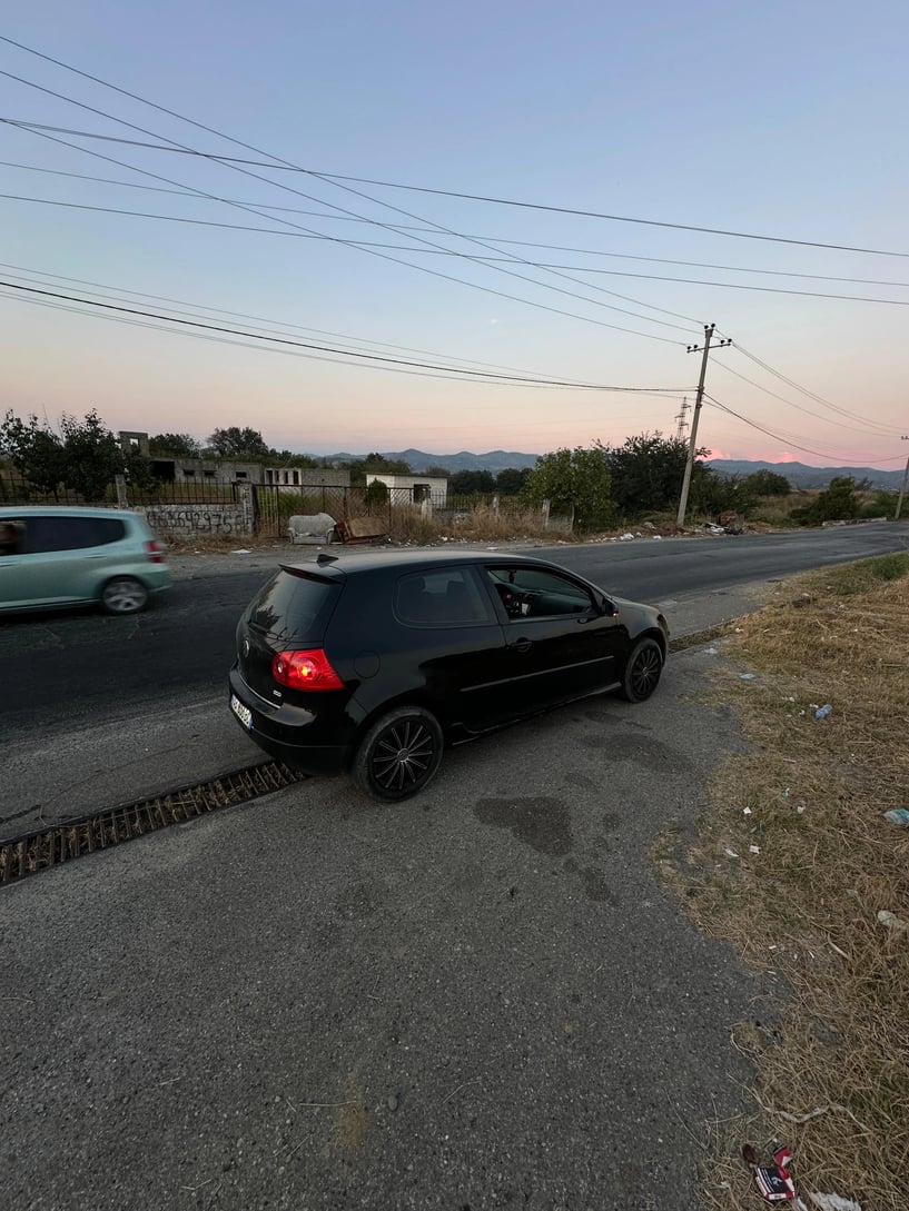 Rent a car in Tirana