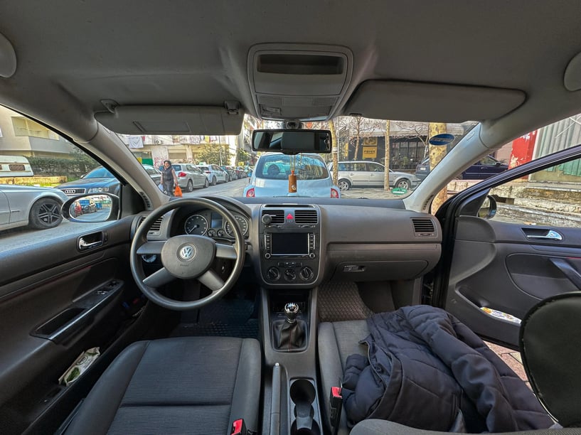 Rent a car in Tirana