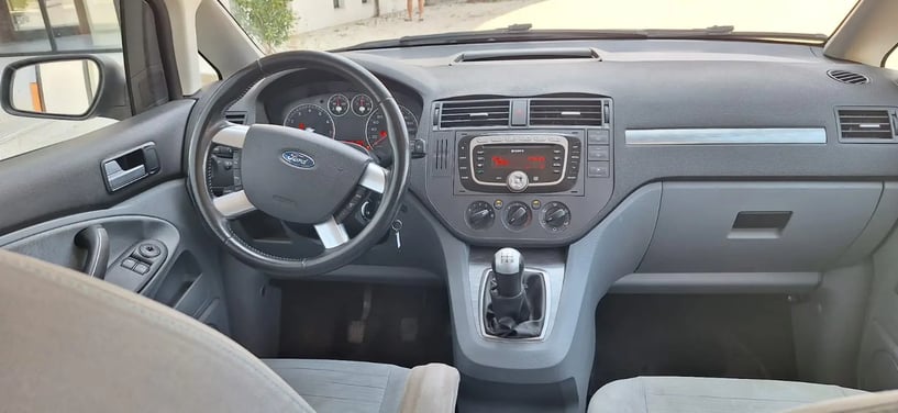 Auto mieten in Tirana