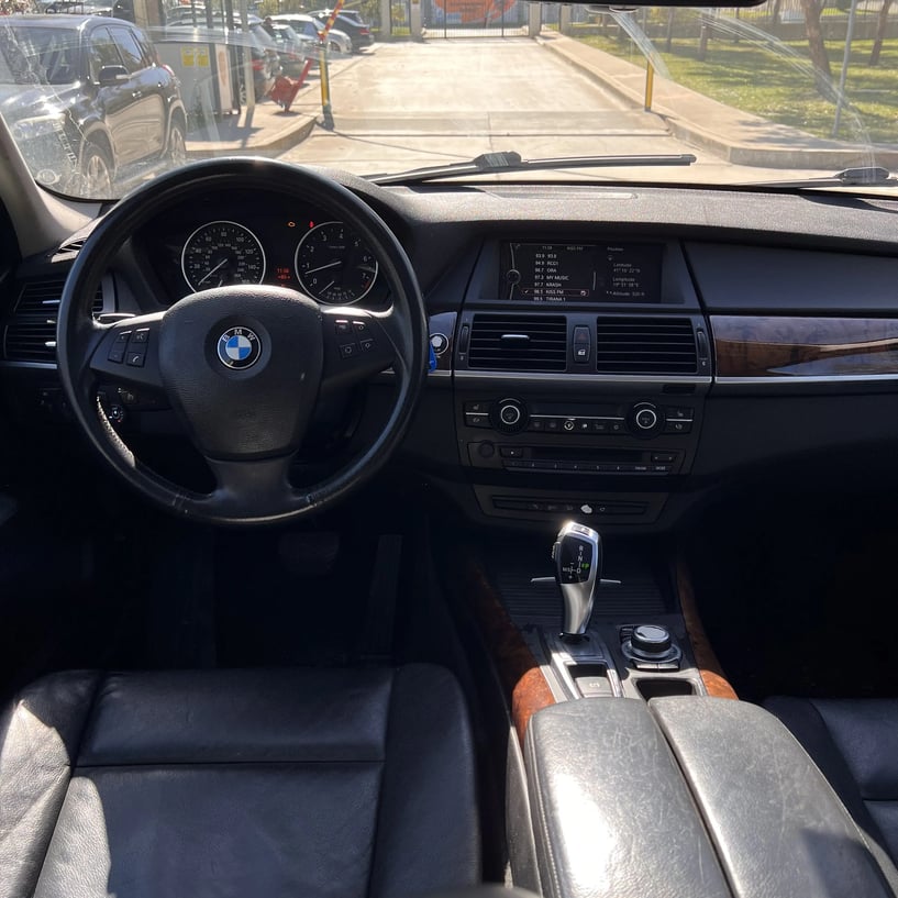 Rent a car in Tirana